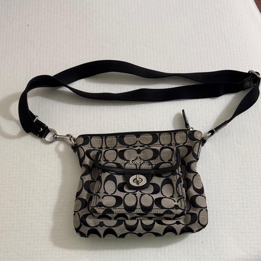Coach Signature Black and Tan Crossbody Bag
